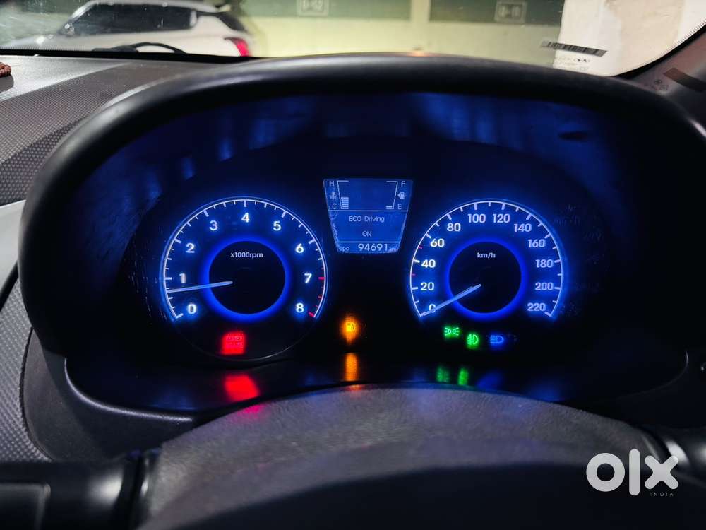 Hyundai Verna 2015 Km Driven