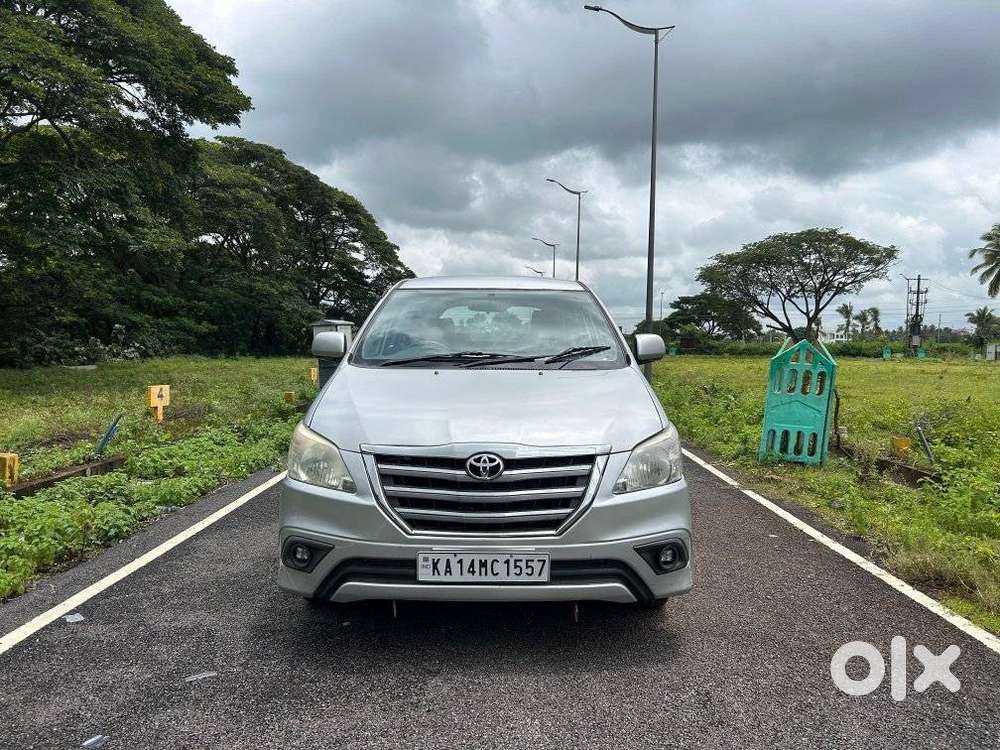 Toyota Innova 2.5 Gx 7 Str Bs-iii, 2014, Diesel