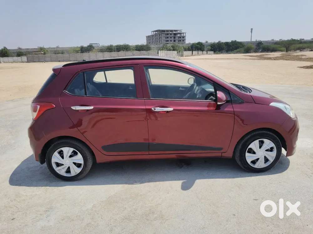 Hyundai Grand I10 2017 Diesel 102000 Km Driven
