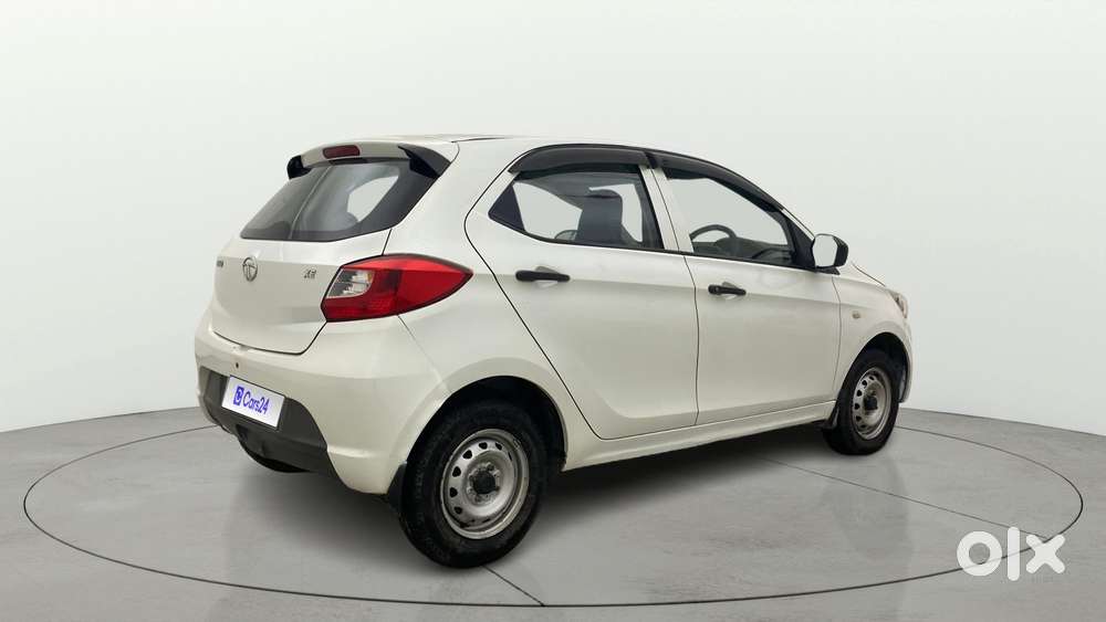 Tata Tiago Xe, 2017, Petrol