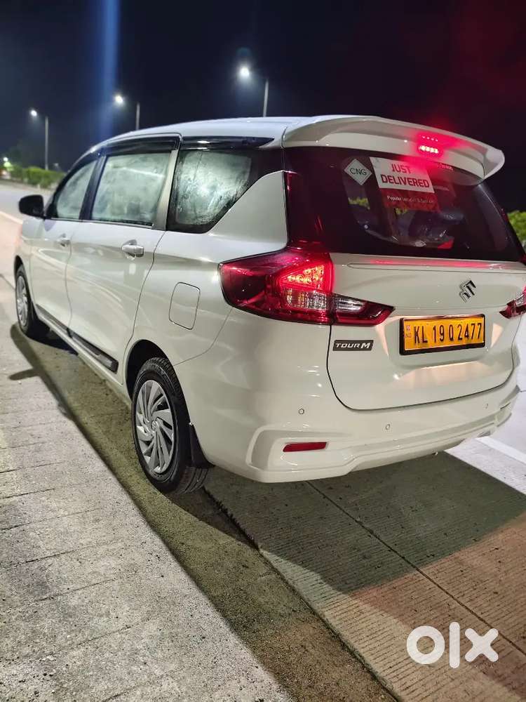 Maruti Ertiga Vxi 2025