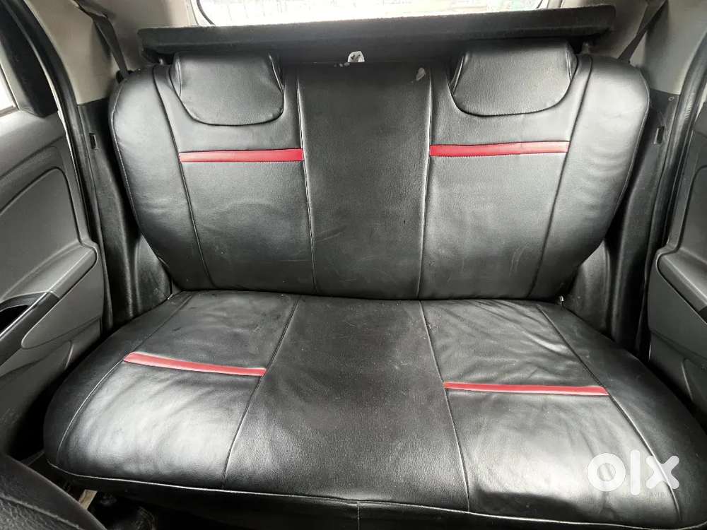 Toyota Etios Liva 2012