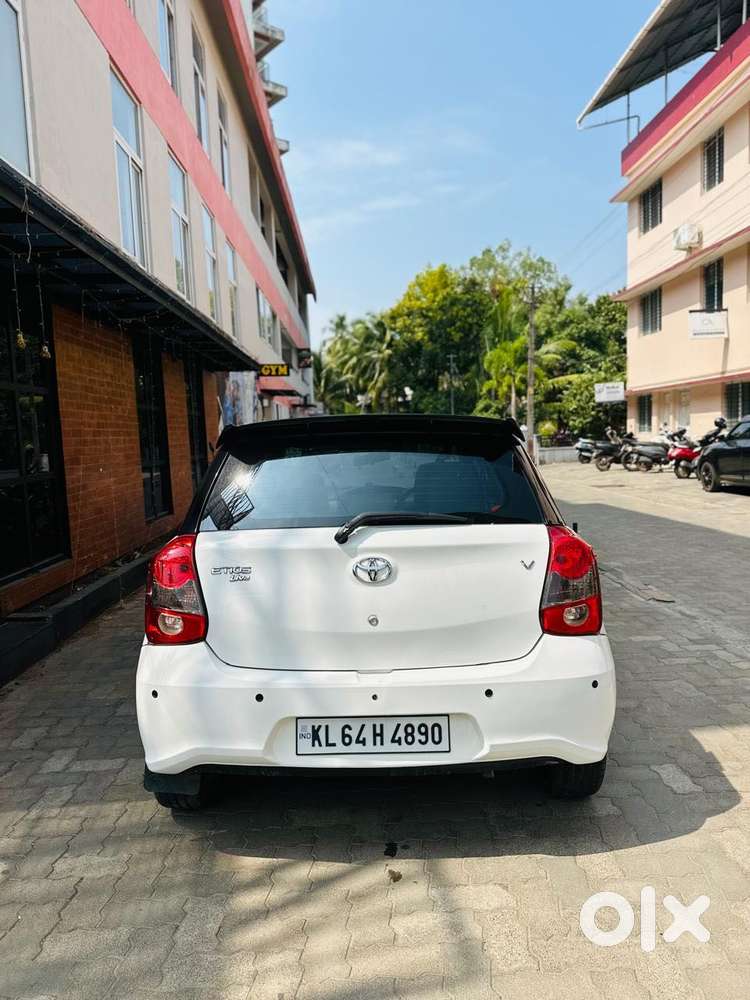 Toyota Etios Liva 1.2 V, 2019, Petrol