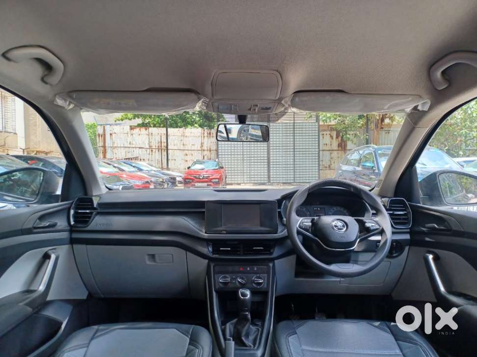 Skoda Kushaq 1.0 Tsi Active, 2022, Petrol