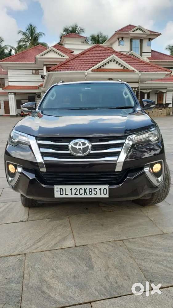 Toyota Fortuner Legender 2016 Diesel 172000 Km Driven