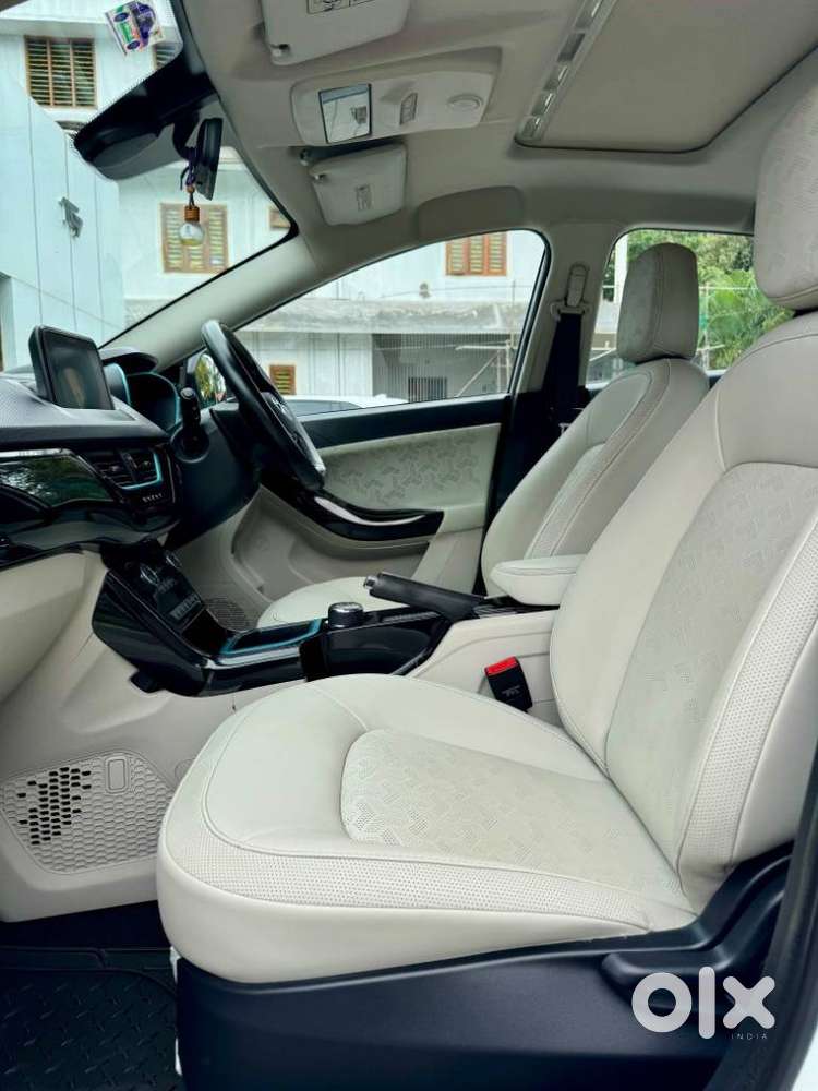 Tata Nexon Ev Xz Plus, 2022, Electric