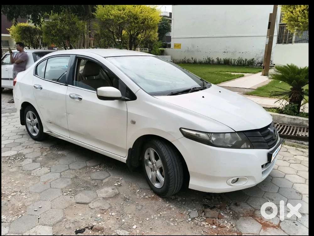 Honda City Petrol Manual 2010 + Cng