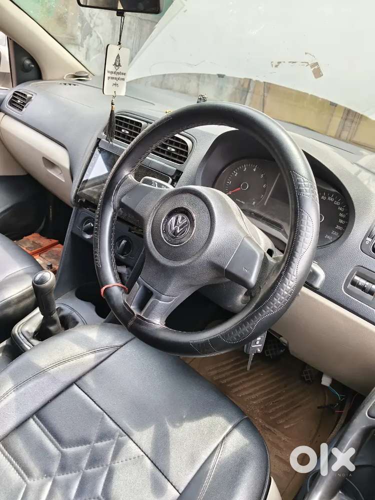 Volkswagen Polo 2012 Petrol 95000 Km Driven