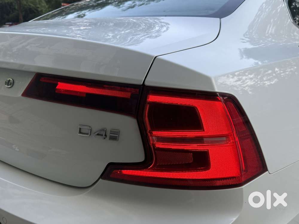 Volvo S90 D4 Momentum, 2019, Diesel