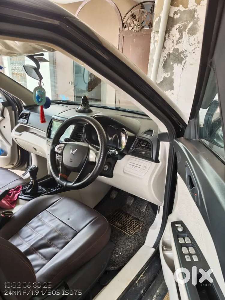 Mahindra Xuv 3xo Ev 2023 Petrol 42000 Km Driven