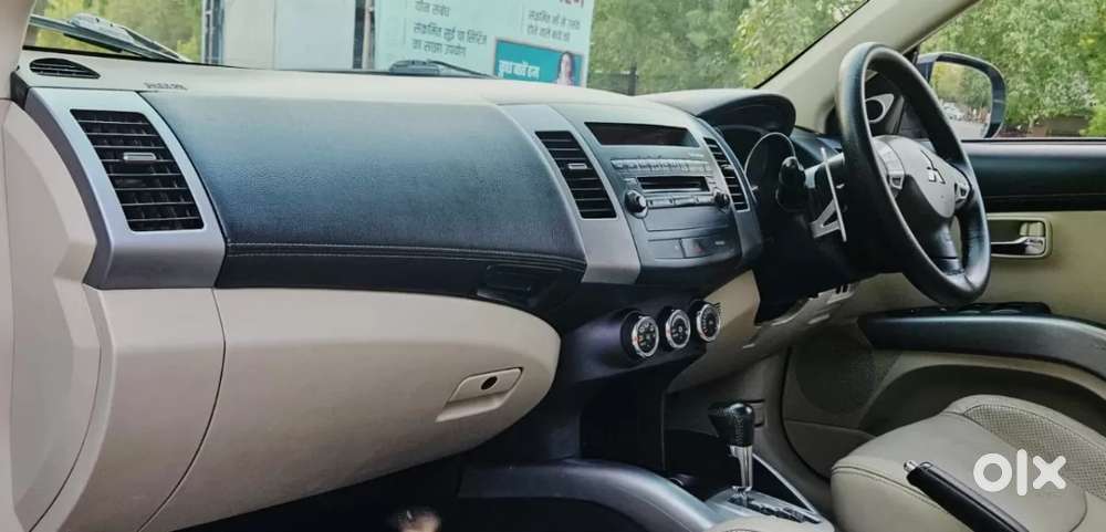 Mitsubishi Outlander, 2011, Petrol