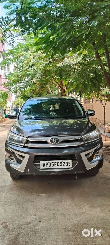 Toyota Innova Crysta 2.4 V, 2018, Diesel