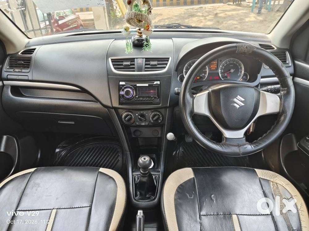 Maruti Suzuki Swift Vxi Ags, 2013