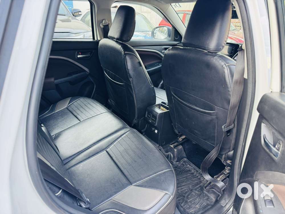 Maruti Suzuki Brezza 1.5 Zxi Smart Hybrid, 2023, Petrol