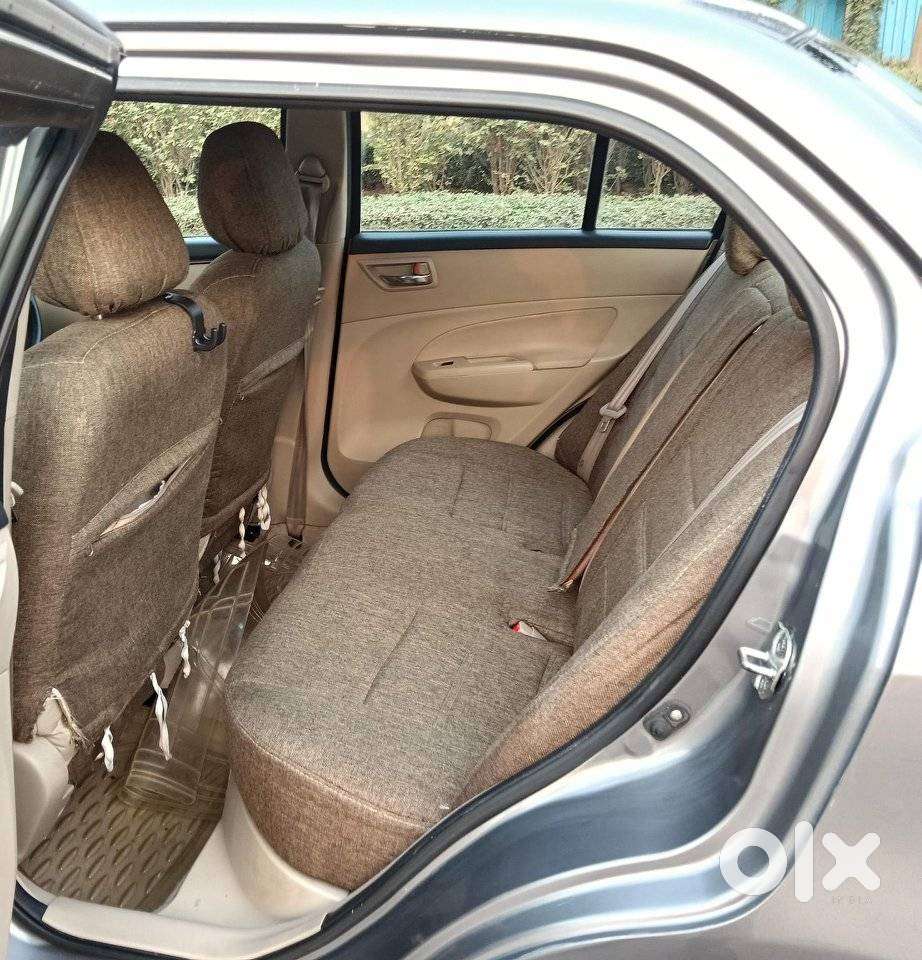 Maruti Suzuki Swift Dzire 1.2 Vxi Bsiv, 2013, Petrol