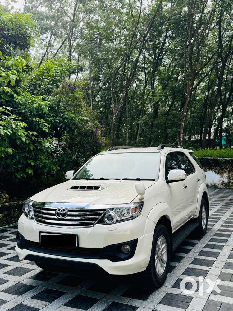 Toyota Fortuner 3.0 4x2 Automatic, 2014, Diesel