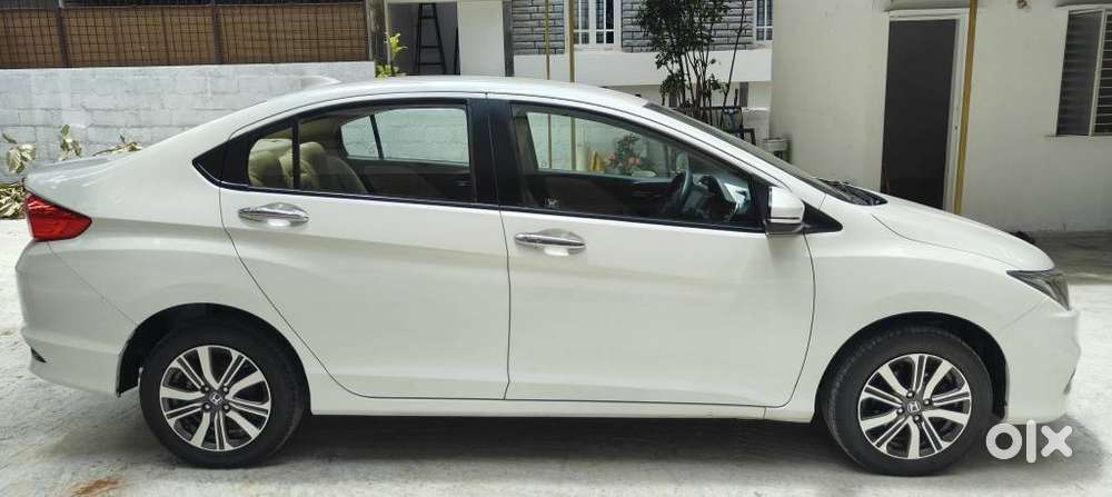Honda City 1.5 V 5TH GEN i-VTEC MT, 2022, Petrol