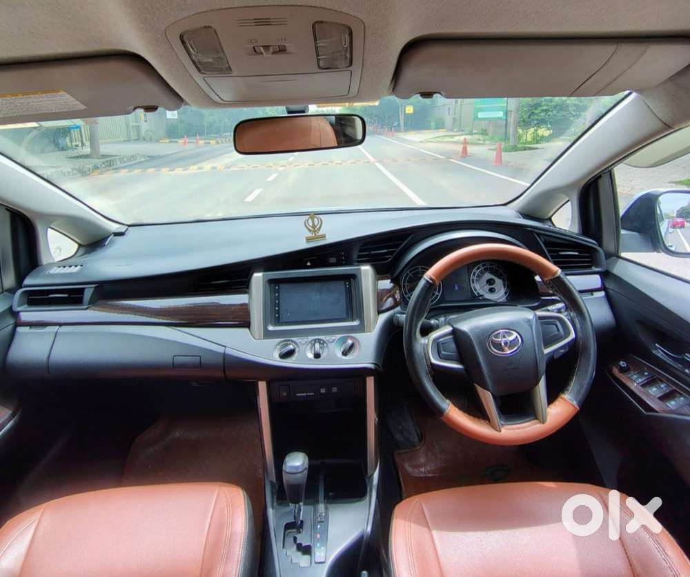 Toyota Innova Crysta 2.8 Gx At, 2017, Diesel