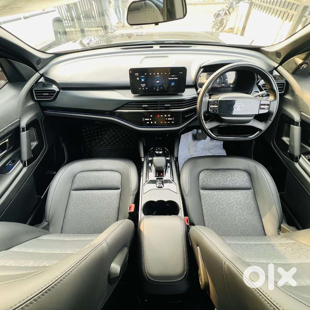 Tata Safari Pure Plus S Dark Edition, 2024, Diesel