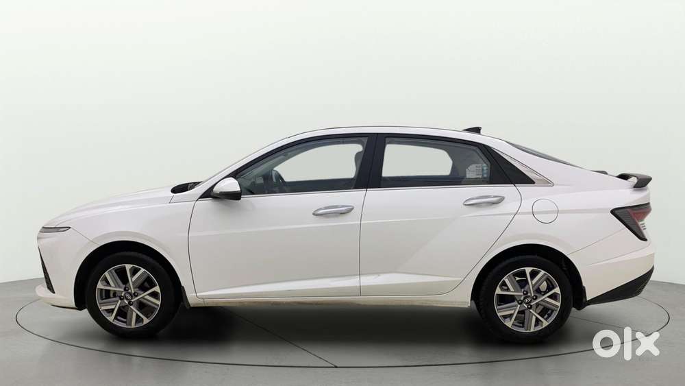 Hyundai Verna 1.5 Sx (o) Ivt, 2025, Petrol