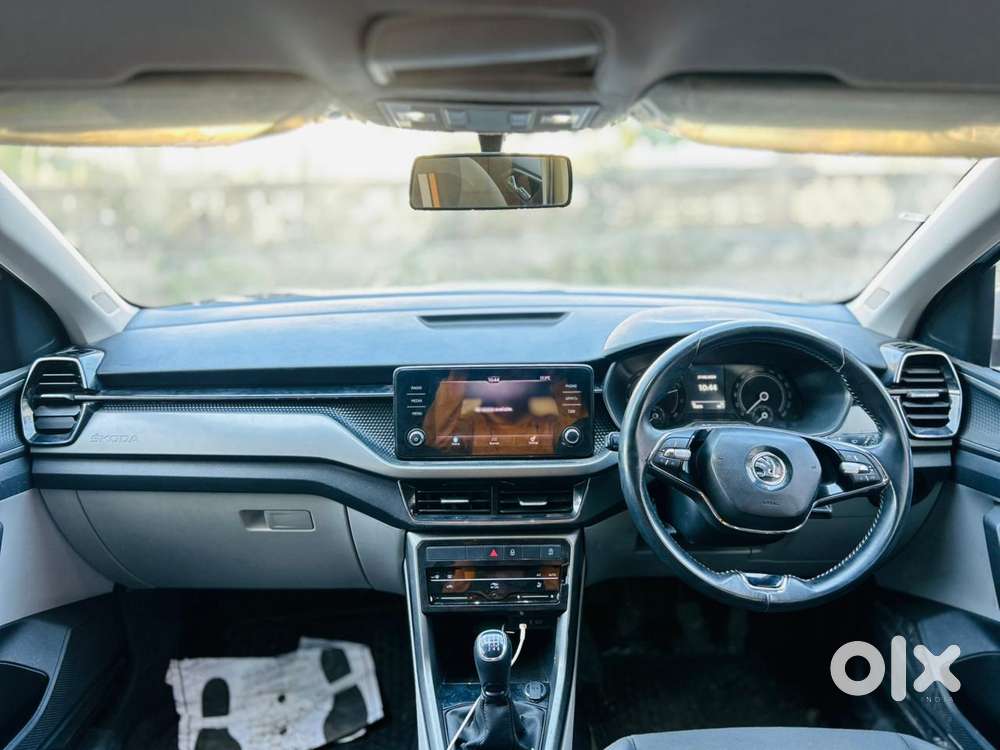 Skoda Kushaq 1.0 Tsi Ambition, 2023, Petrol