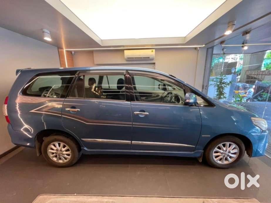 Toyota Innova 2.5 Zx Diesel 7 Seater Bsiii, 2014, Diesel