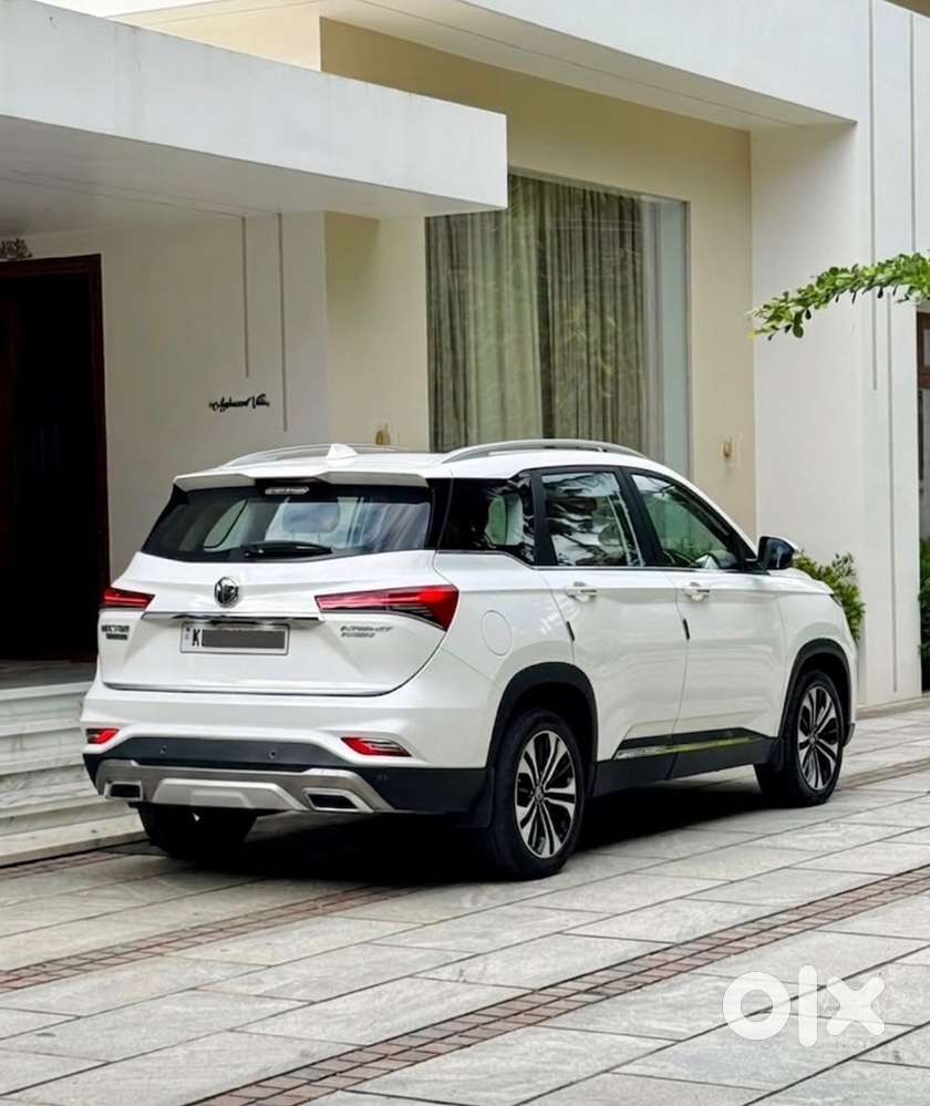 Mg Hector Plus 2022