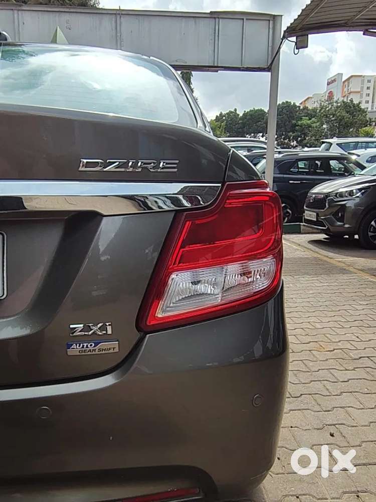 Maruti Suzuki Dzire 1.2 Zxi Amt, 2017, Petrol