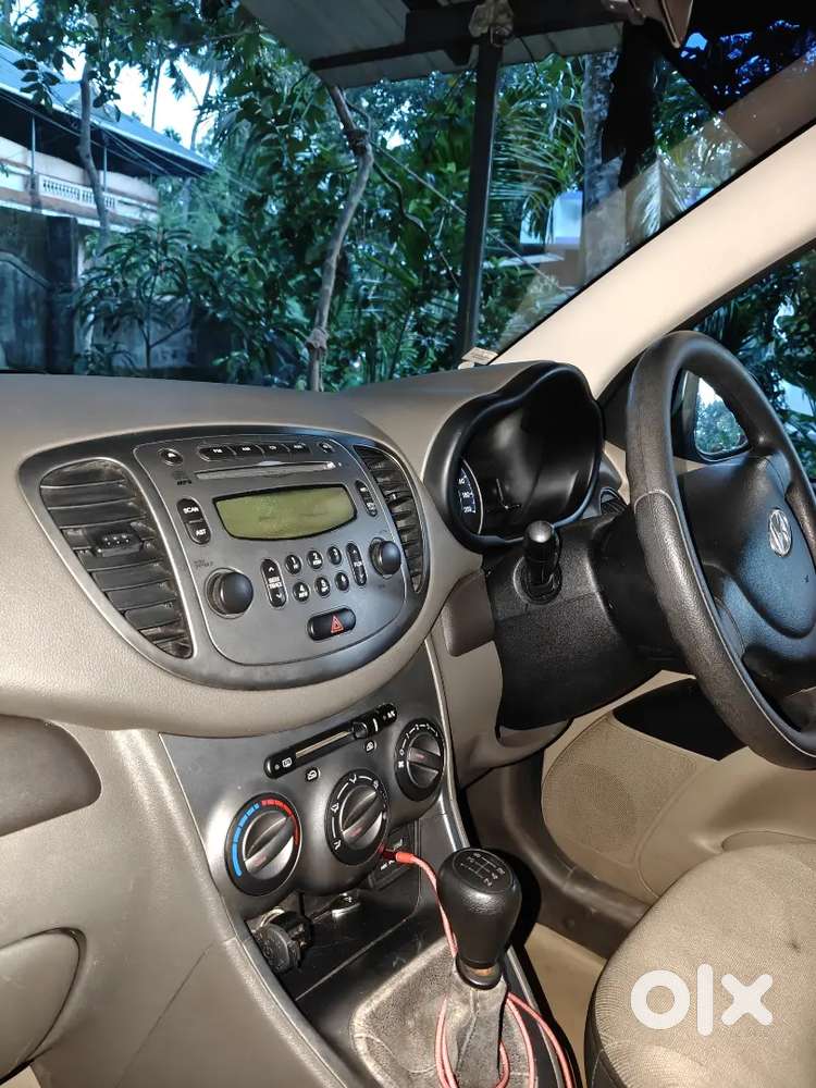 Hyundai I10 Sportz 2011 Model