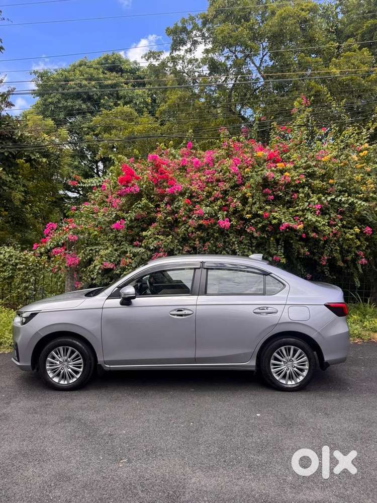 Honda Amaze 2025 Cvt