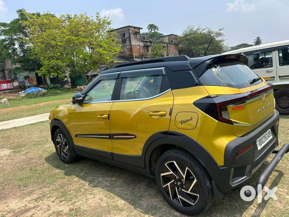 Mahindra Xuv 3xo Ax7l Petrol Mt, 2025, Petrol