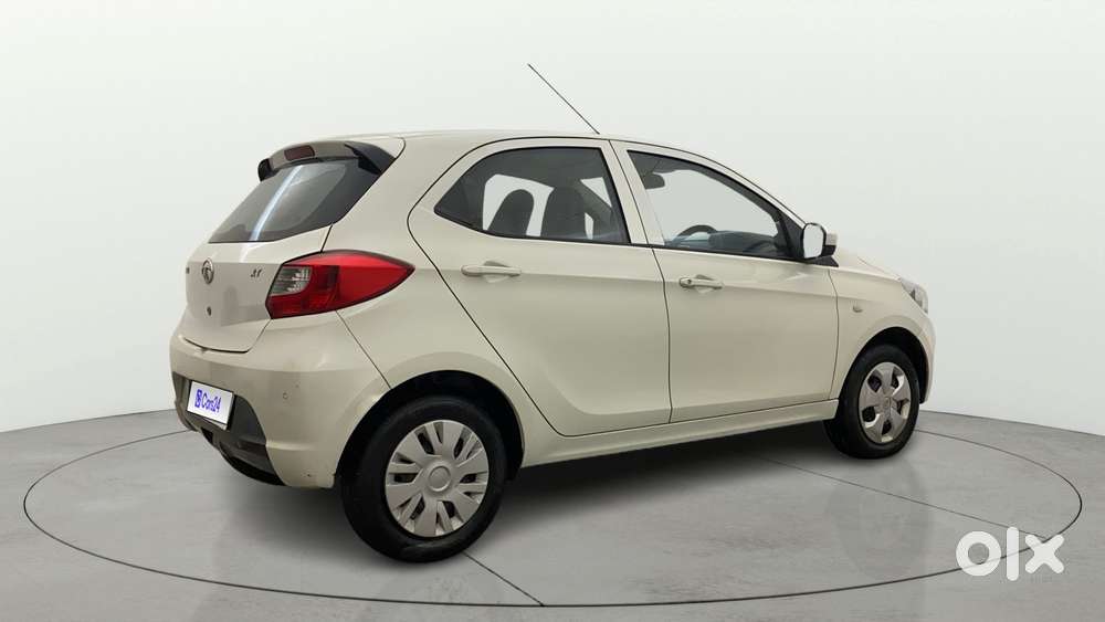 Tata Tiago 1.2 Revotron Xt, 2016, Petrol