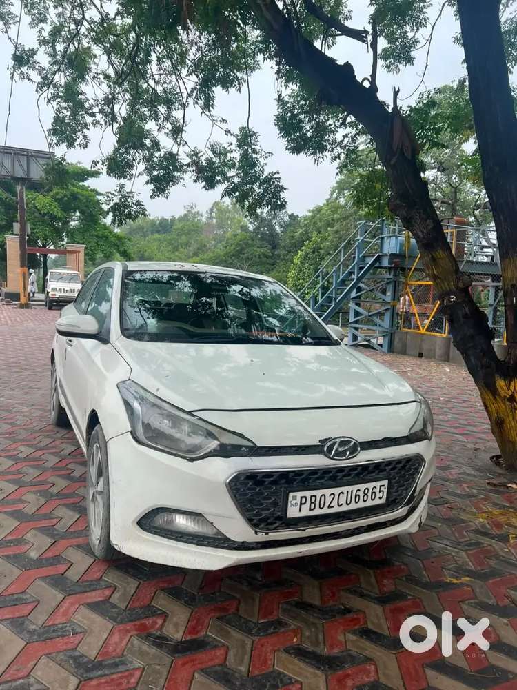 Hyundai I20 Spotz Petrol 2015