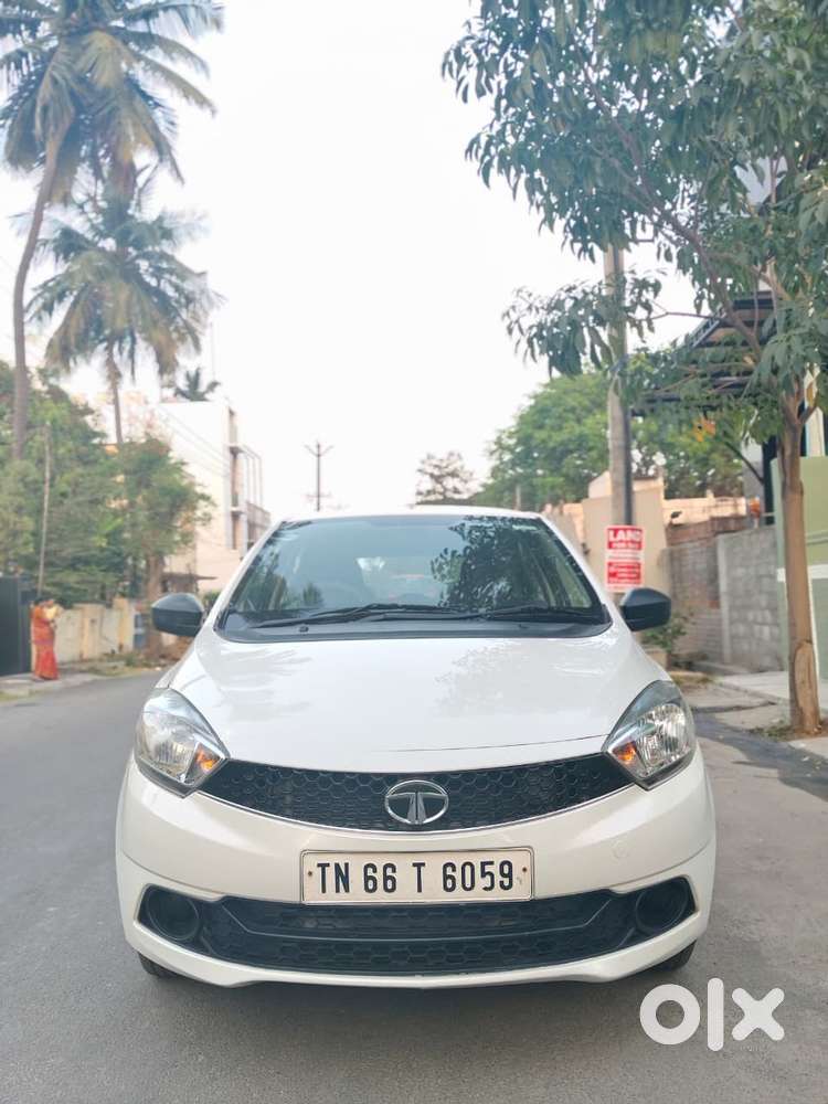 Tata Tiago 1.2 Revotron Xe Option, 2016, Petrol
