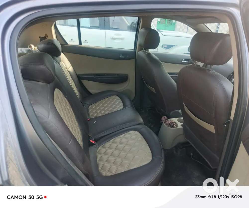 Hyundai I20 2009 Cng & Petrol 188505 Km Driven...
