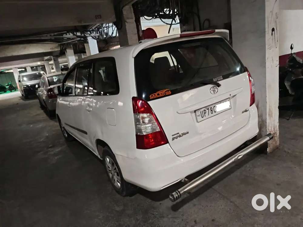 Toyota Innova 2011 Diesel Well Maintained