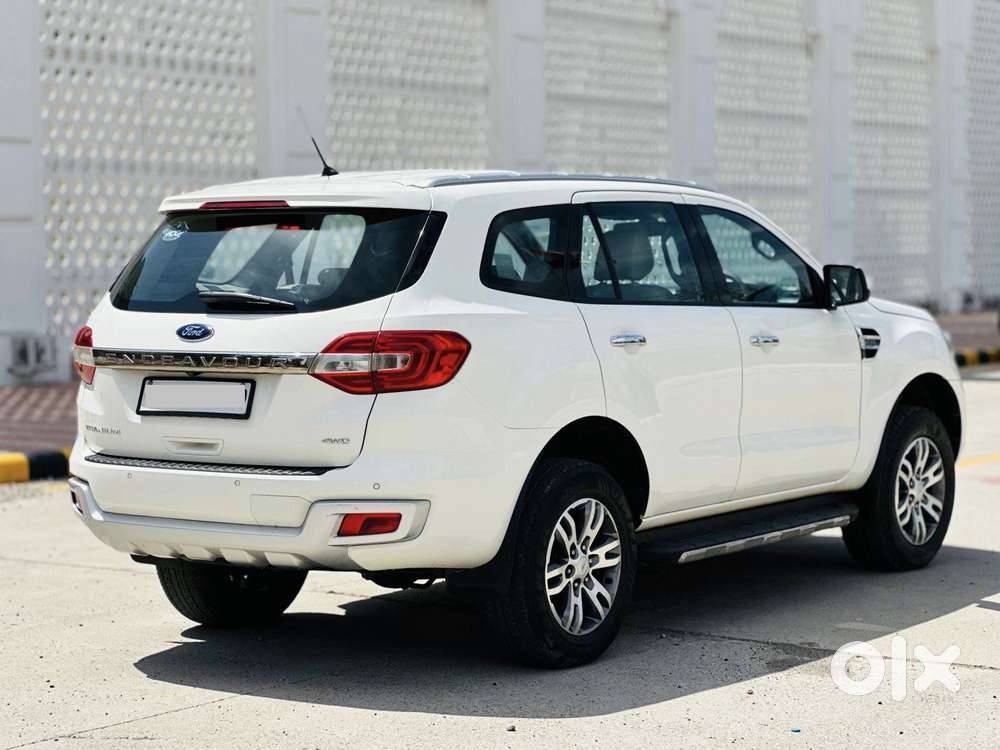 Ford Endeavour 3.2 Titanium 4x4 At, 2017, Diesel