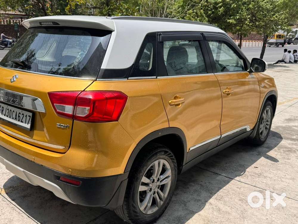 Maruti Suzuki Brezza Zdi Plus 2016 Diesel Well Maintained