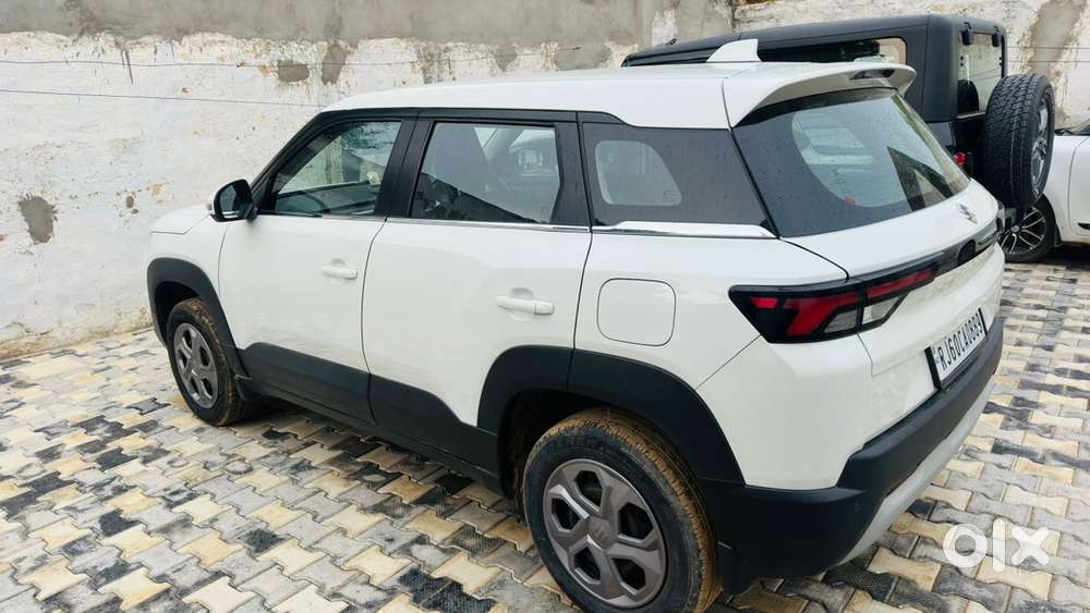 Maruti Brezza Petrol 2024