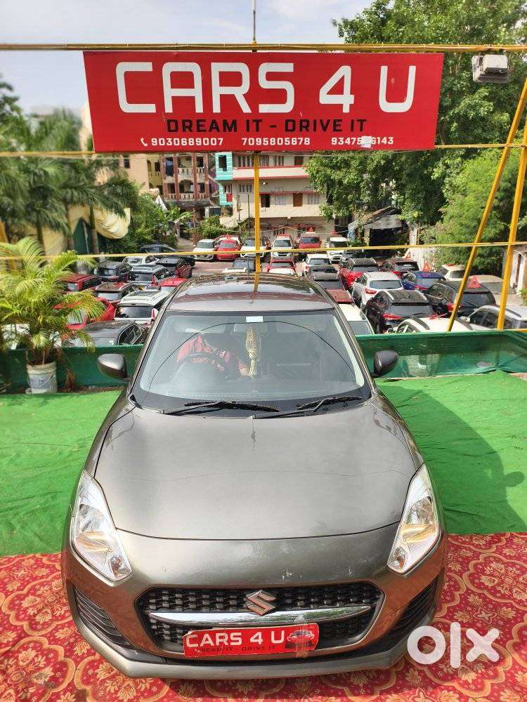 Maruti Suzuki Swift 1.2 Lxi (o), 2022, Petrol