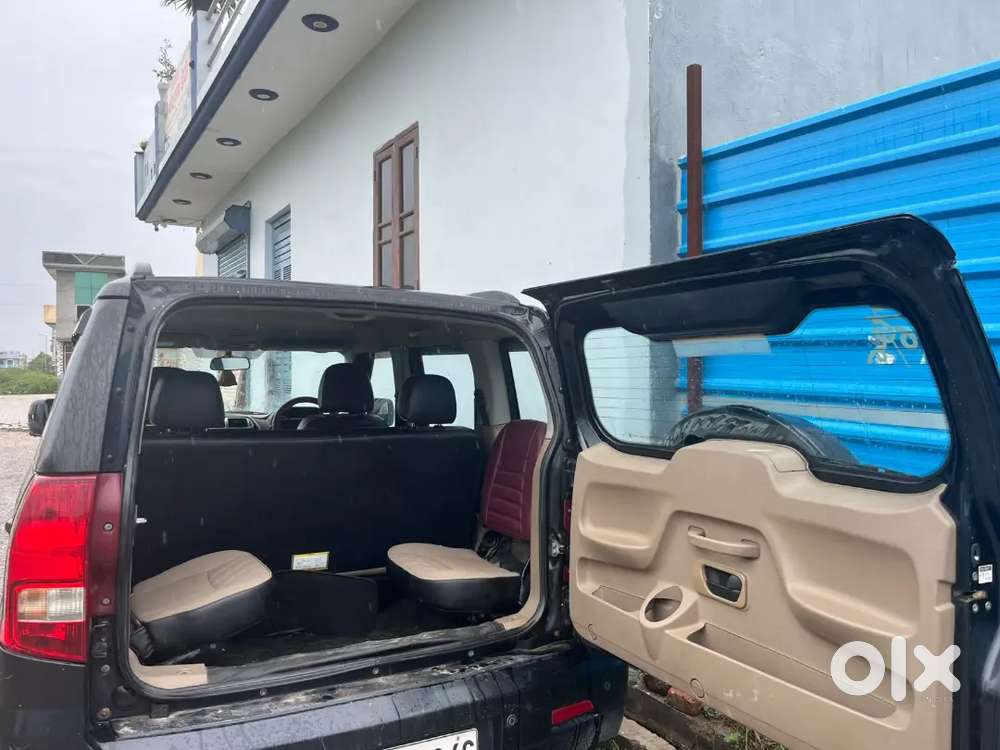 Mahindra Tuv 300 2017 Diesel Manual Top And Variant