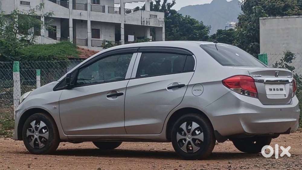 Honda Amaze, 2015, Petrol
