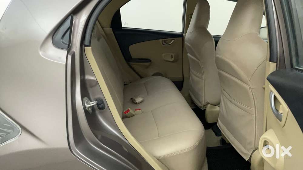 Honda Brio V Mt, 2013, Petrol