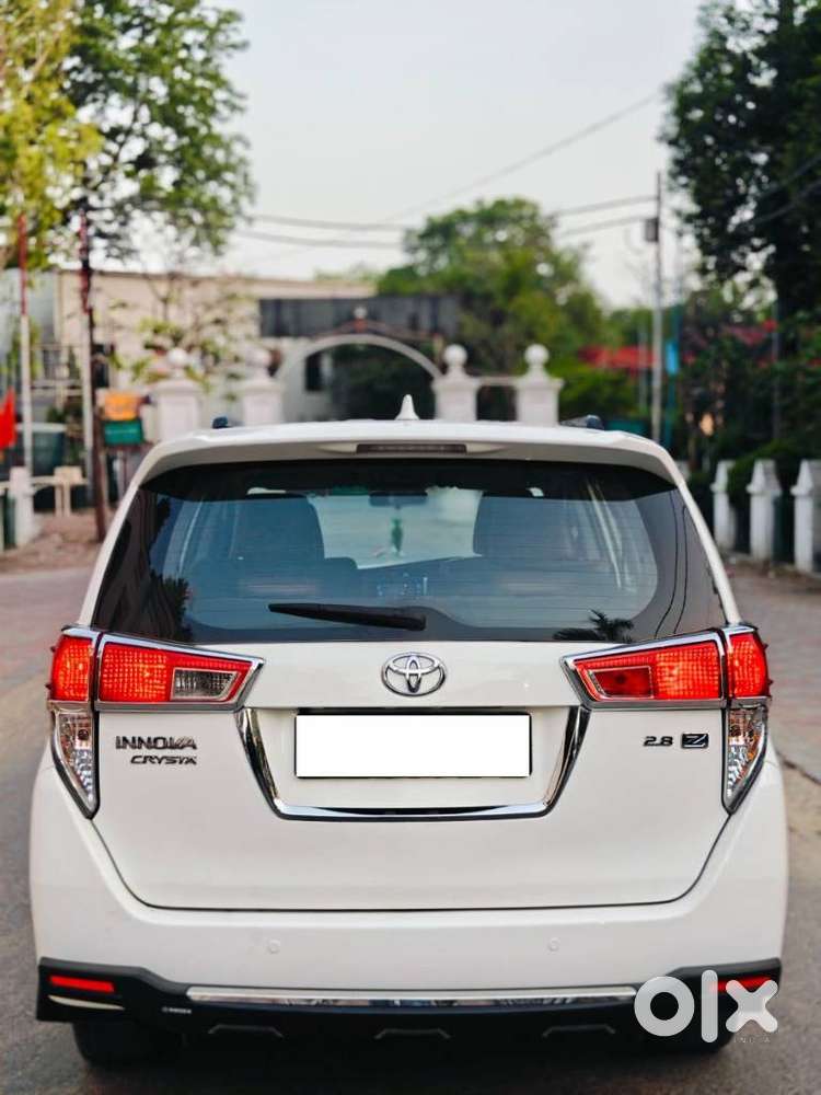 Toyota Innova Crysta 2.8z Automatic, 2018, Diesel