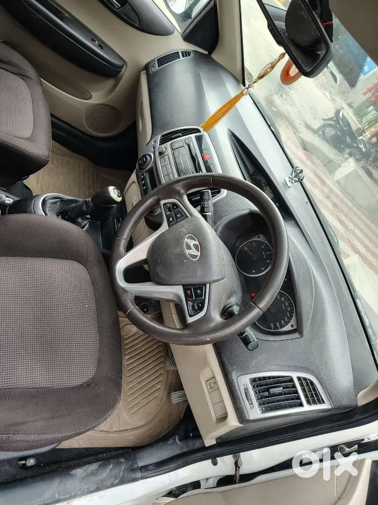 Hyundai I20 Sportz Diesel 2013