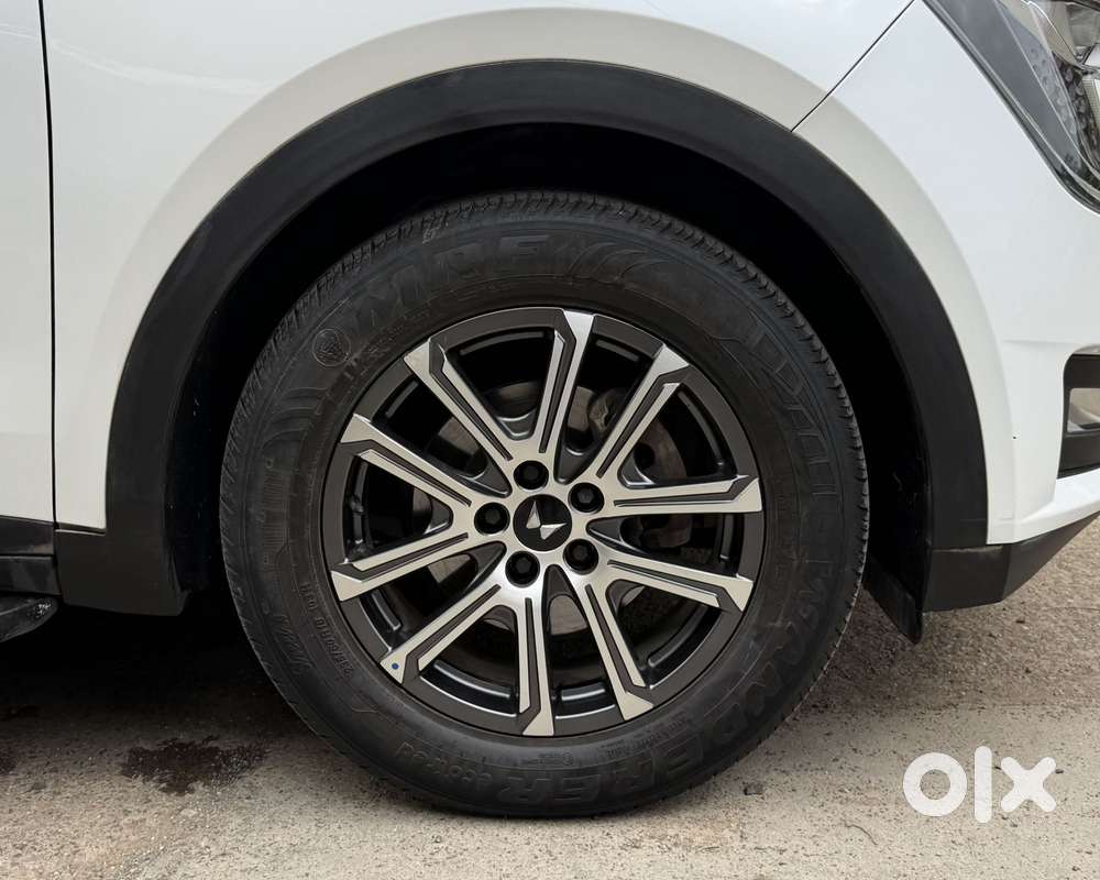 Mahindra Xuv700 2.2 Ax 7 Diesel At Str, 2025, Diesel