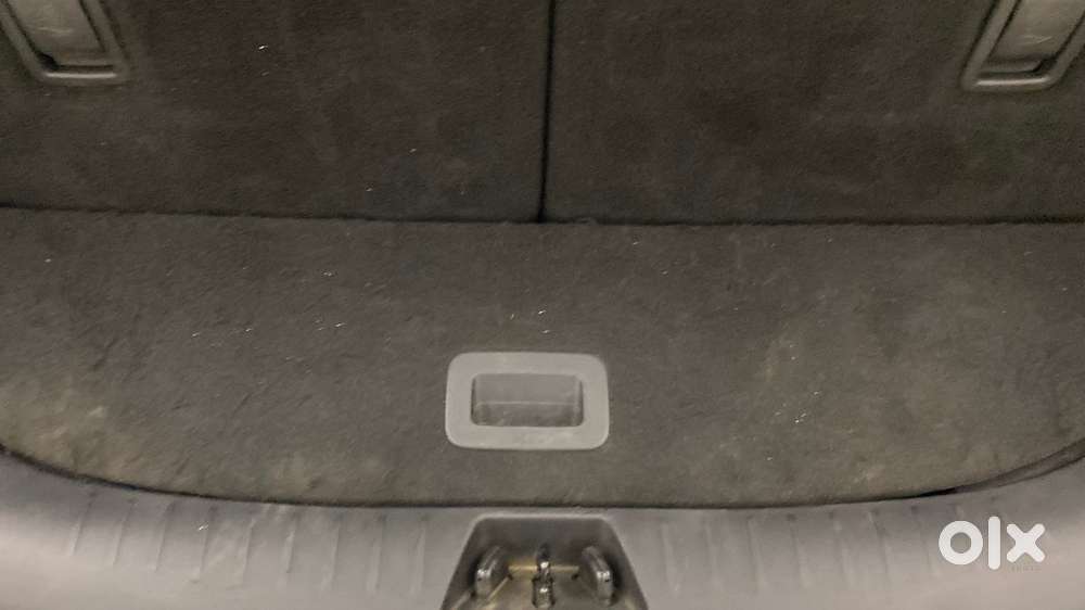 Mahindra Xuv700 2.2 Ax 7 Diesel At Luxury Pack Str Awd, 2022, Diesel