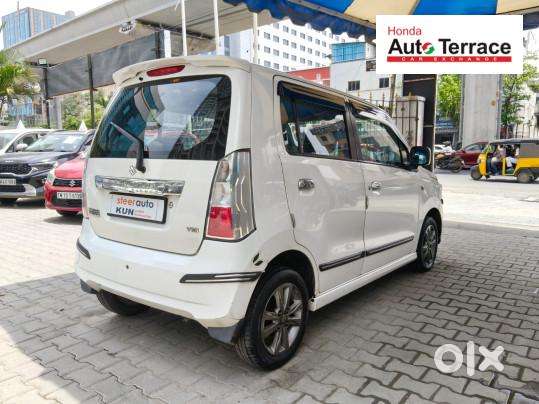 Maruti Suzuki Wagon R Stingray 1.0 Vxi Plus, 2016, Petrol