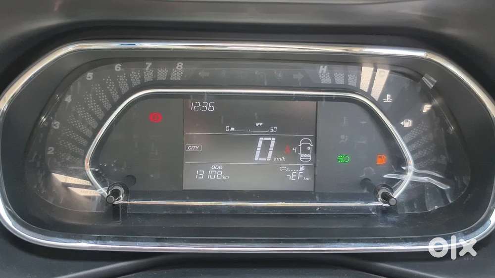 Tata Nexon Smart Plus S 1.2 Revotron Petrol 5 Mt, 2025, Petrol