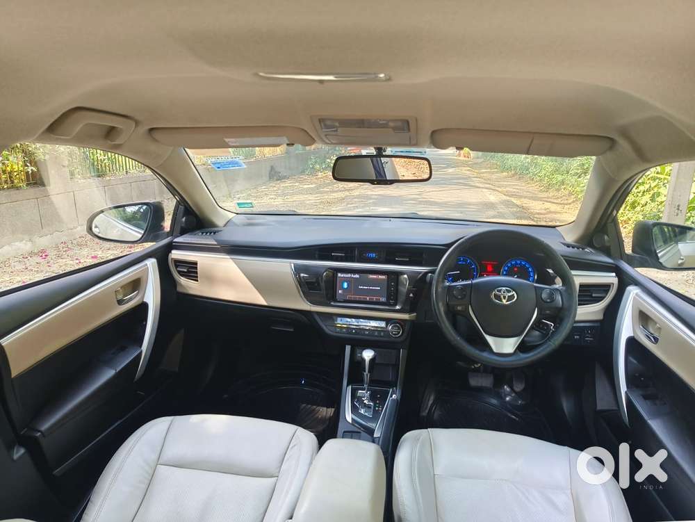 Toyota Corolla Altis 2013-2017 G At, 2015, Petrol
